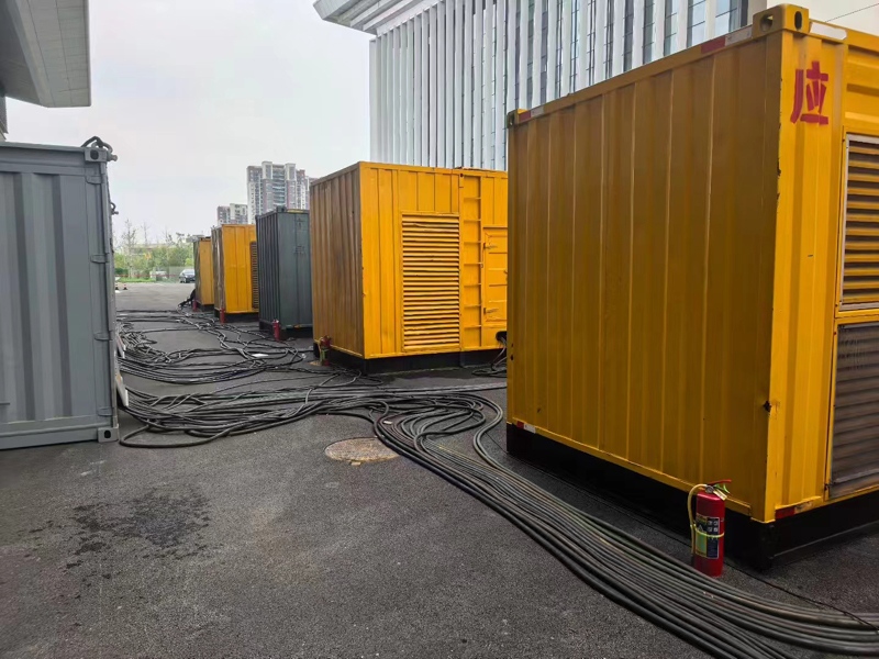 道里不同季节柴油发电机组保养有哪些注意事项?