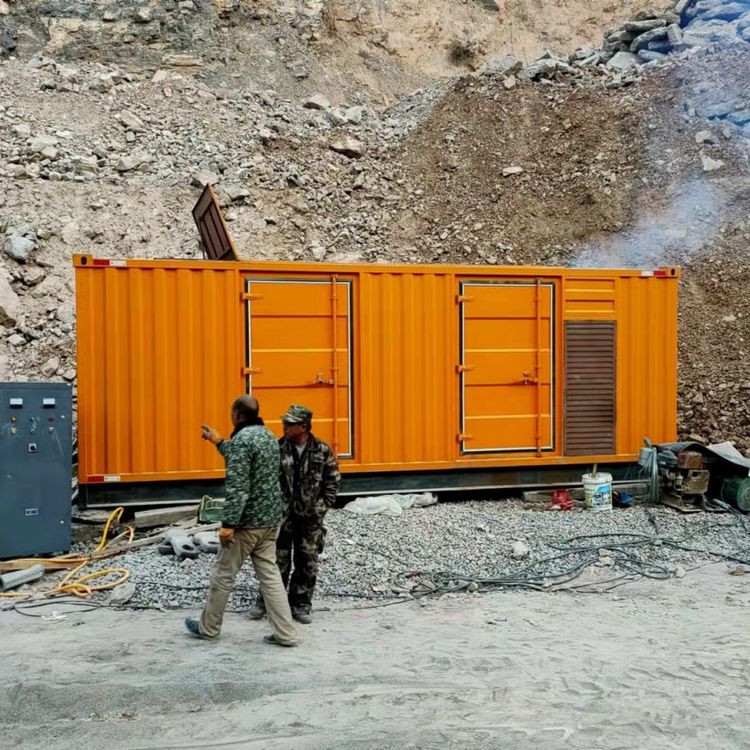 道里如何选择适合自己的 800KW 柴油发电机组?