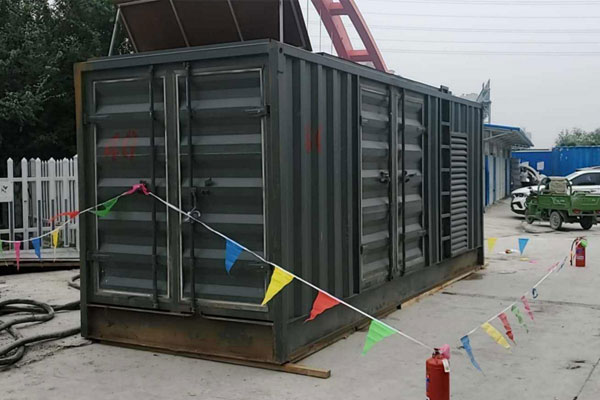 道里发电机租赁空气滤清器多久更换一次？